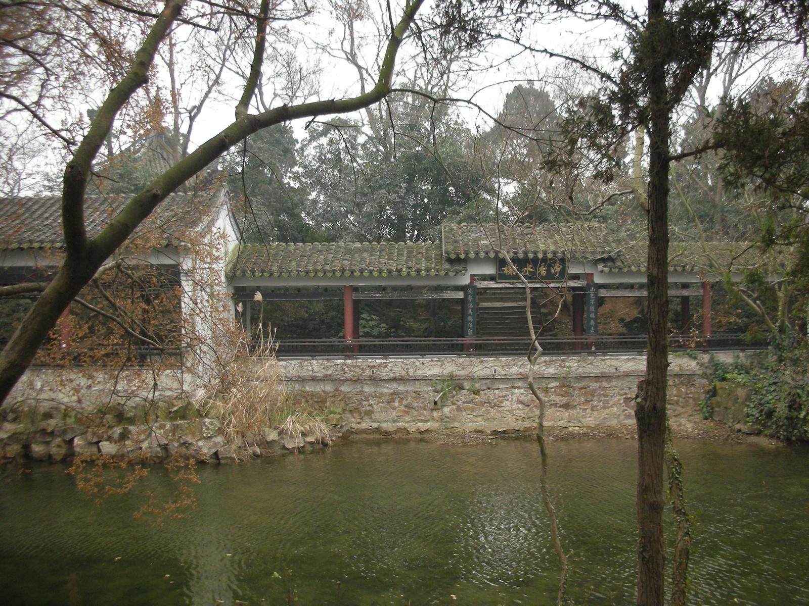 2000年ほど前は錫(スズ)の産地だったが、今は錫がない無錫(その2..無錫を代表する観光地である太湖)